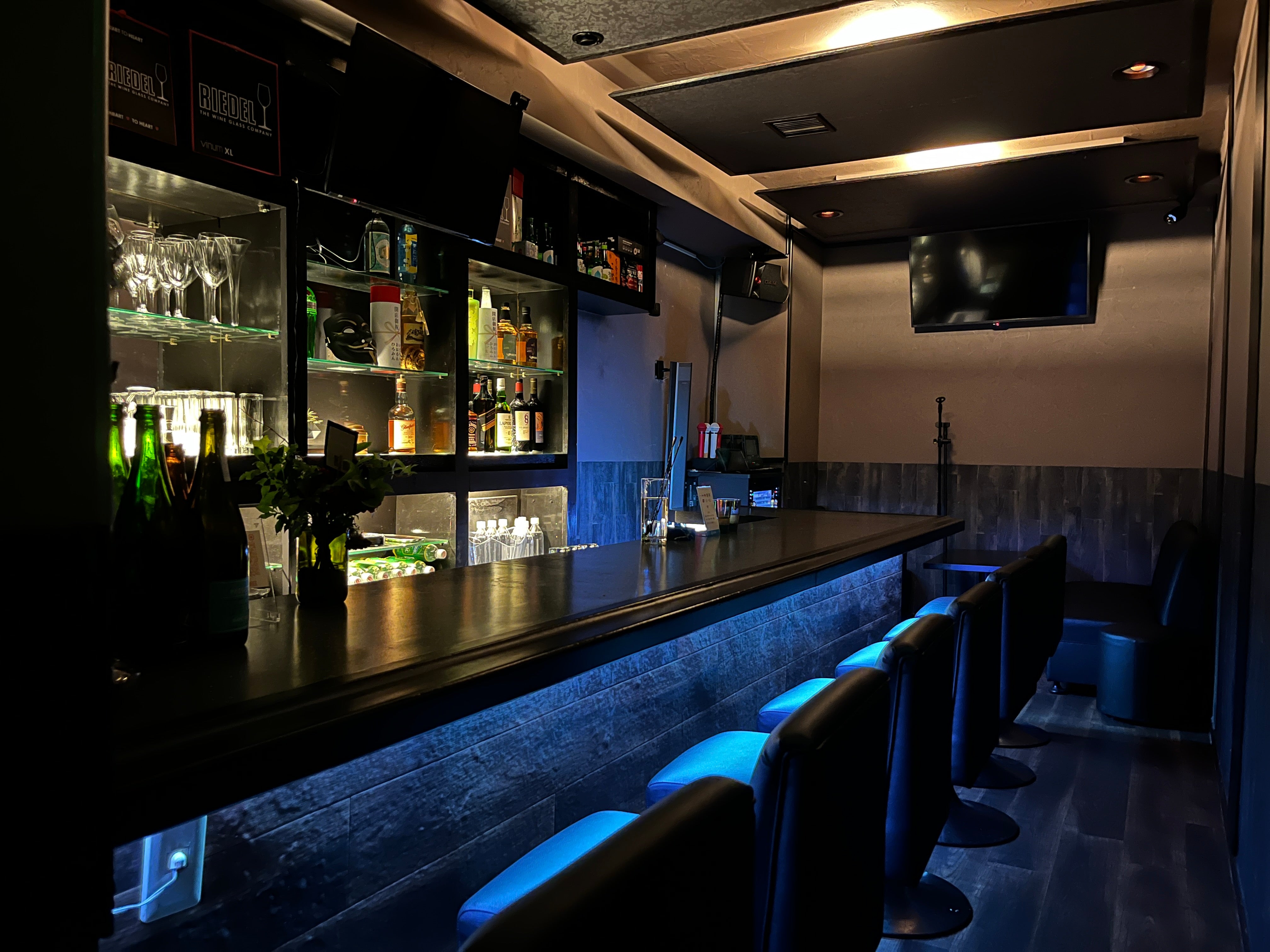 最終値下げ⁉️バーカウンター 尼崎「会員制」Bar｜T³ ティースリー – Bar T³